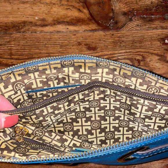 Tory Burch Blue Small Bag - Picture 6 of 11